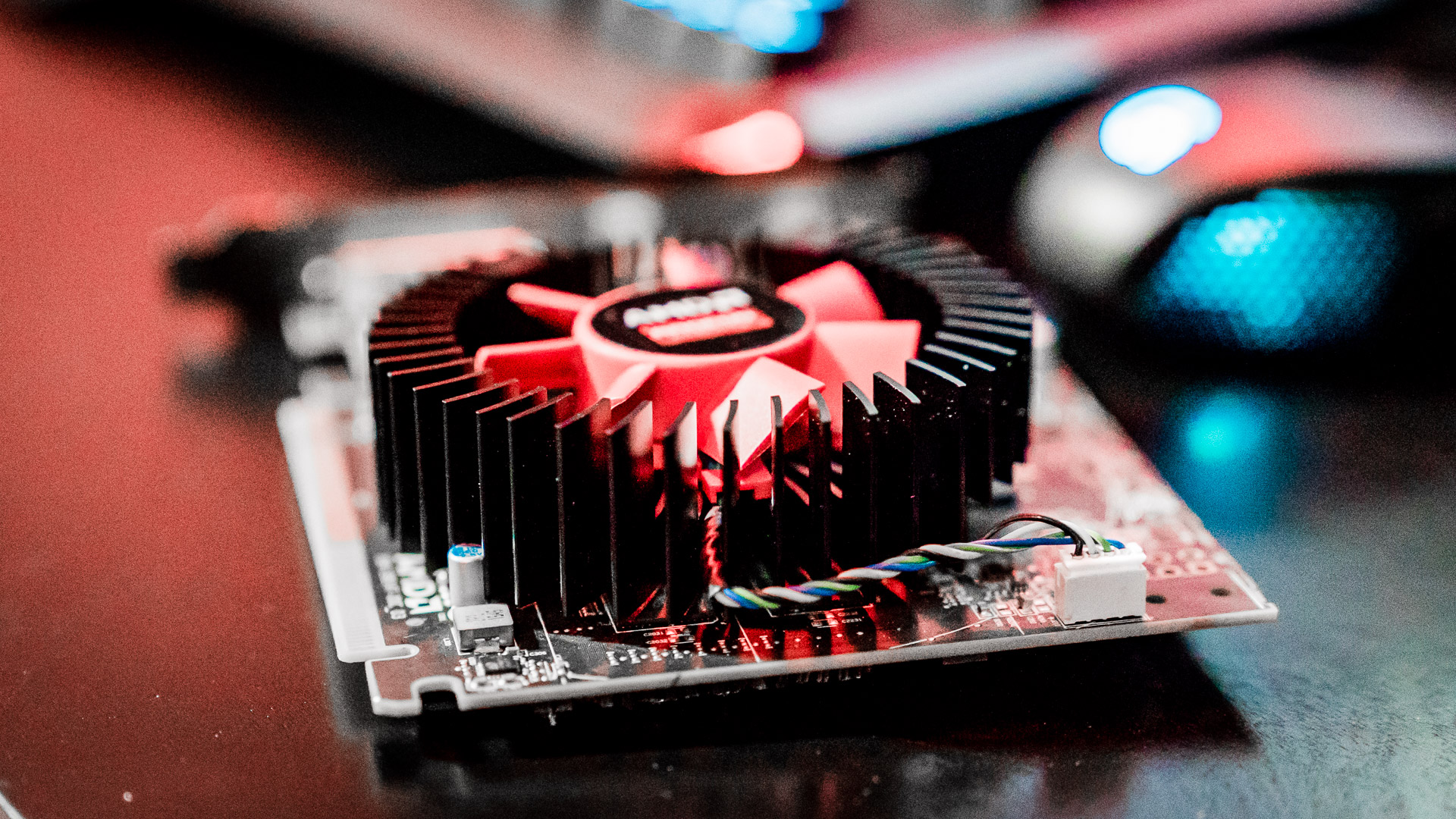 AMD Radeon RX 470 và RX 460 công bố thông tin chính thức