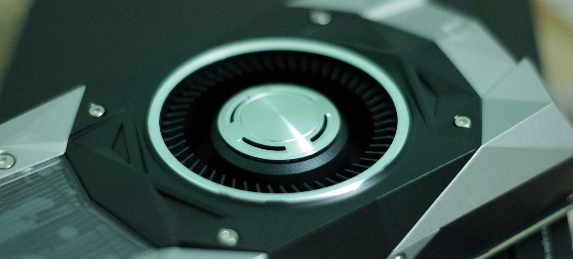 NVIDIA GeForce GTX 1080 Ti Founder Edition – Chiến binh bất bại
