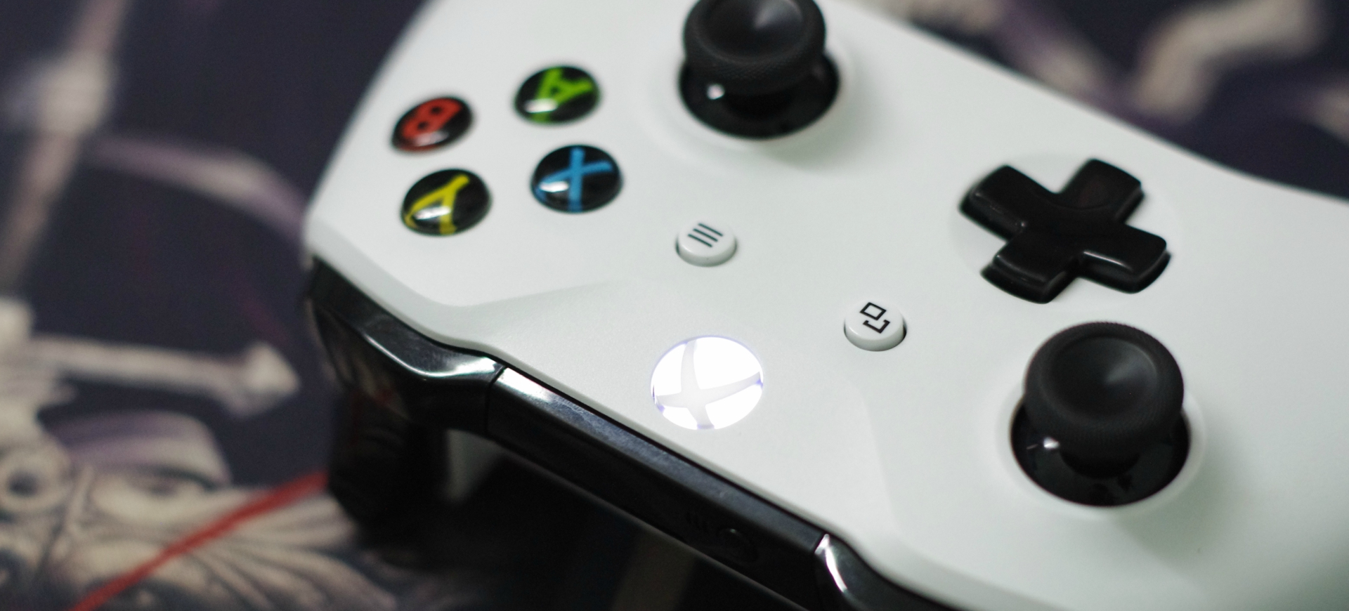 Xbox One S controller - Đánh Giá Gaming Gear