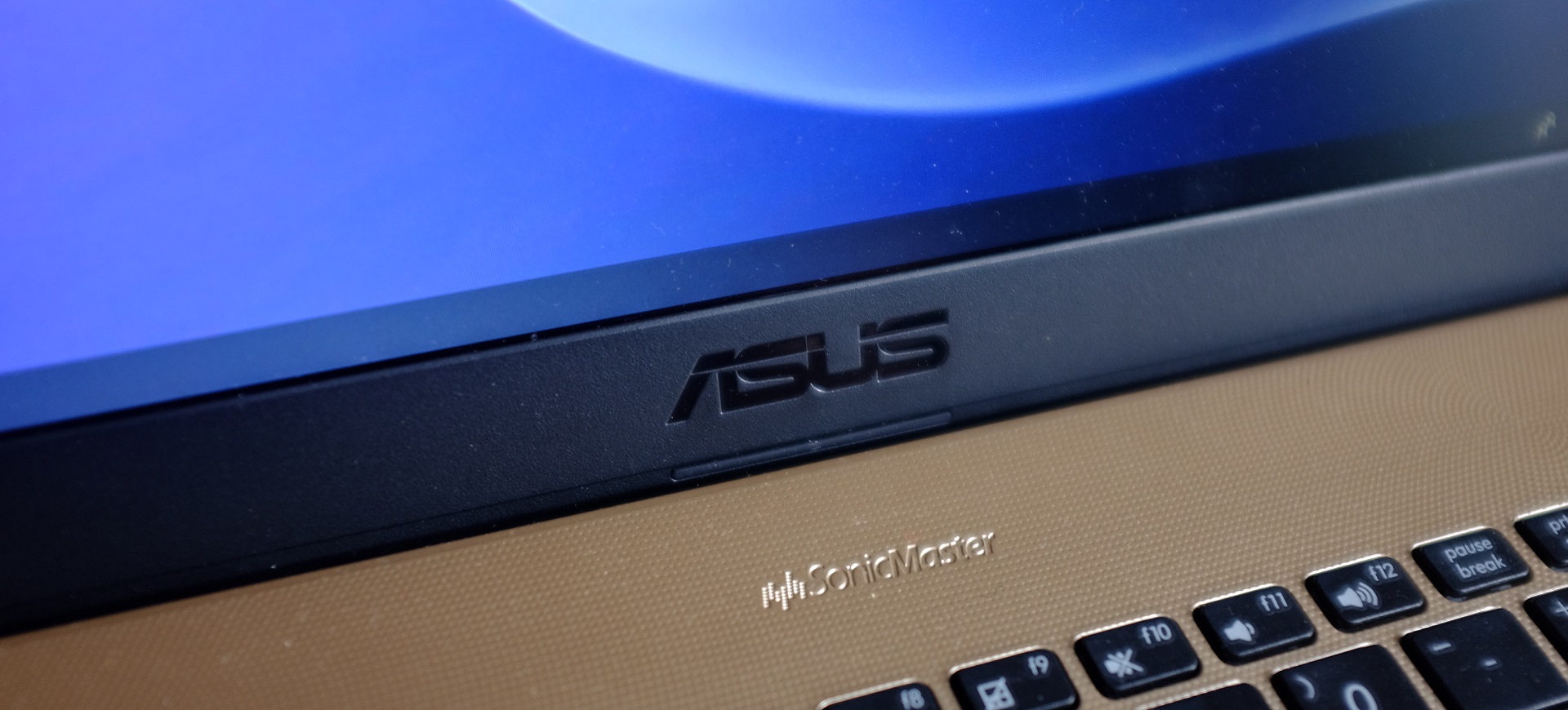 ASUS VivoBook 15 X505ZA